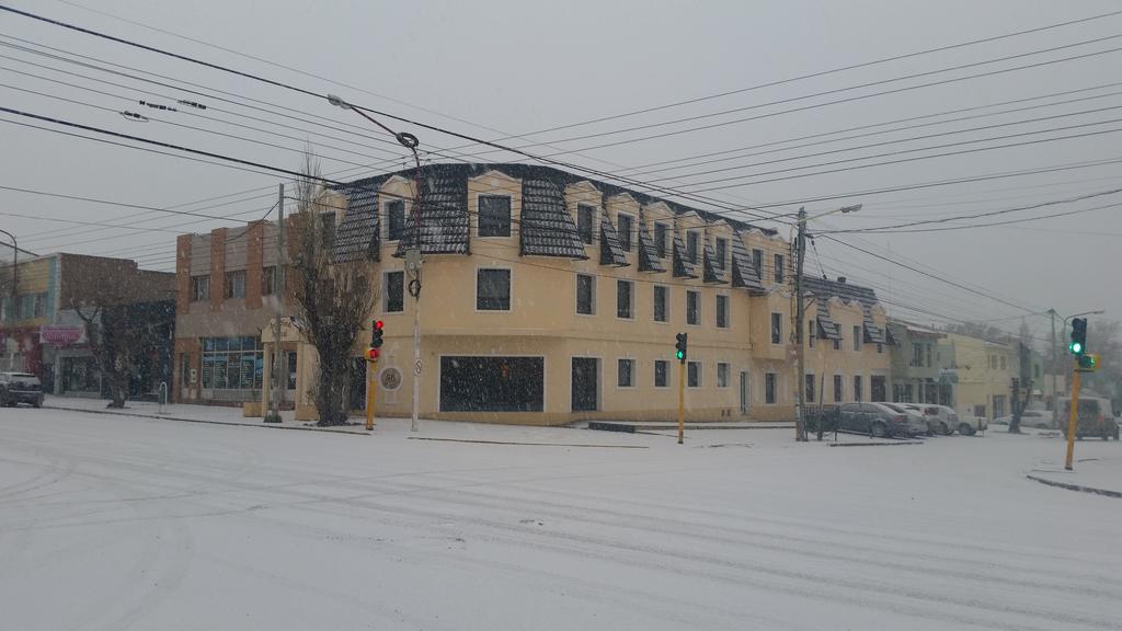 Apart Hotel Austral Rio Gallegos Exterior photo